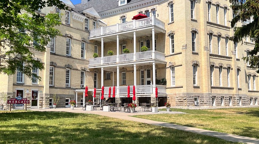 The Village at Grand Traverse Commons